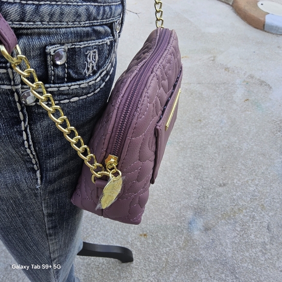 BETSEY JOHNSON QUILTED ROSE MAUVE LUV BETSEY CROSSBODY - Picture 3 of 5